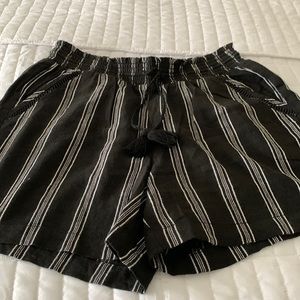 Briggs shorts. Size Large.